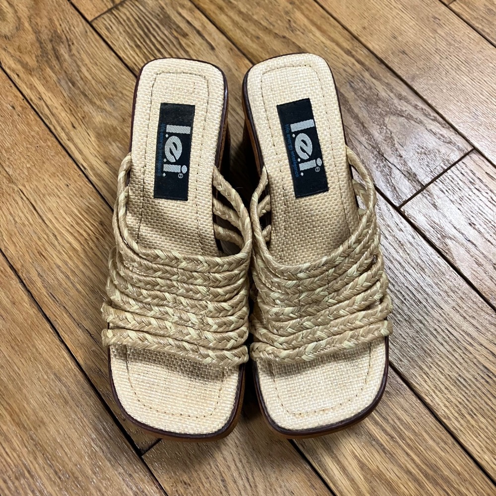 Vintage lei Platform Sandals Woven Straw Wood Block Heel Mules Tan‎ Brown 90s